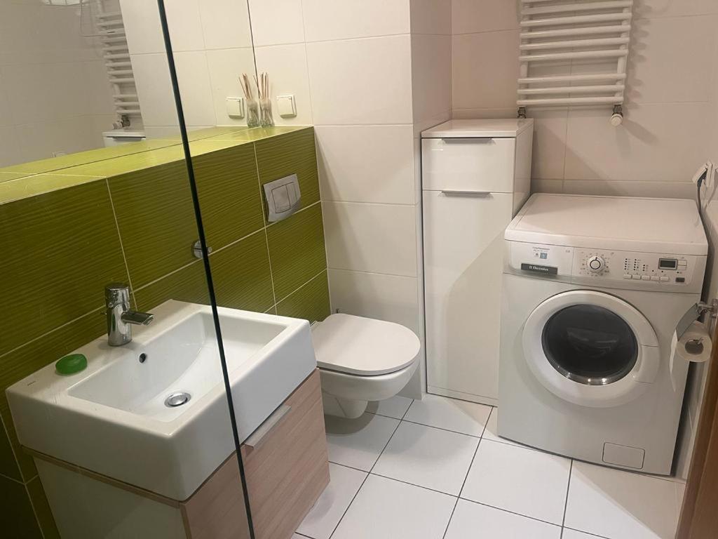 Apartament Na Osiedlu Platan 斯维诺乌伊希切 外观 照片